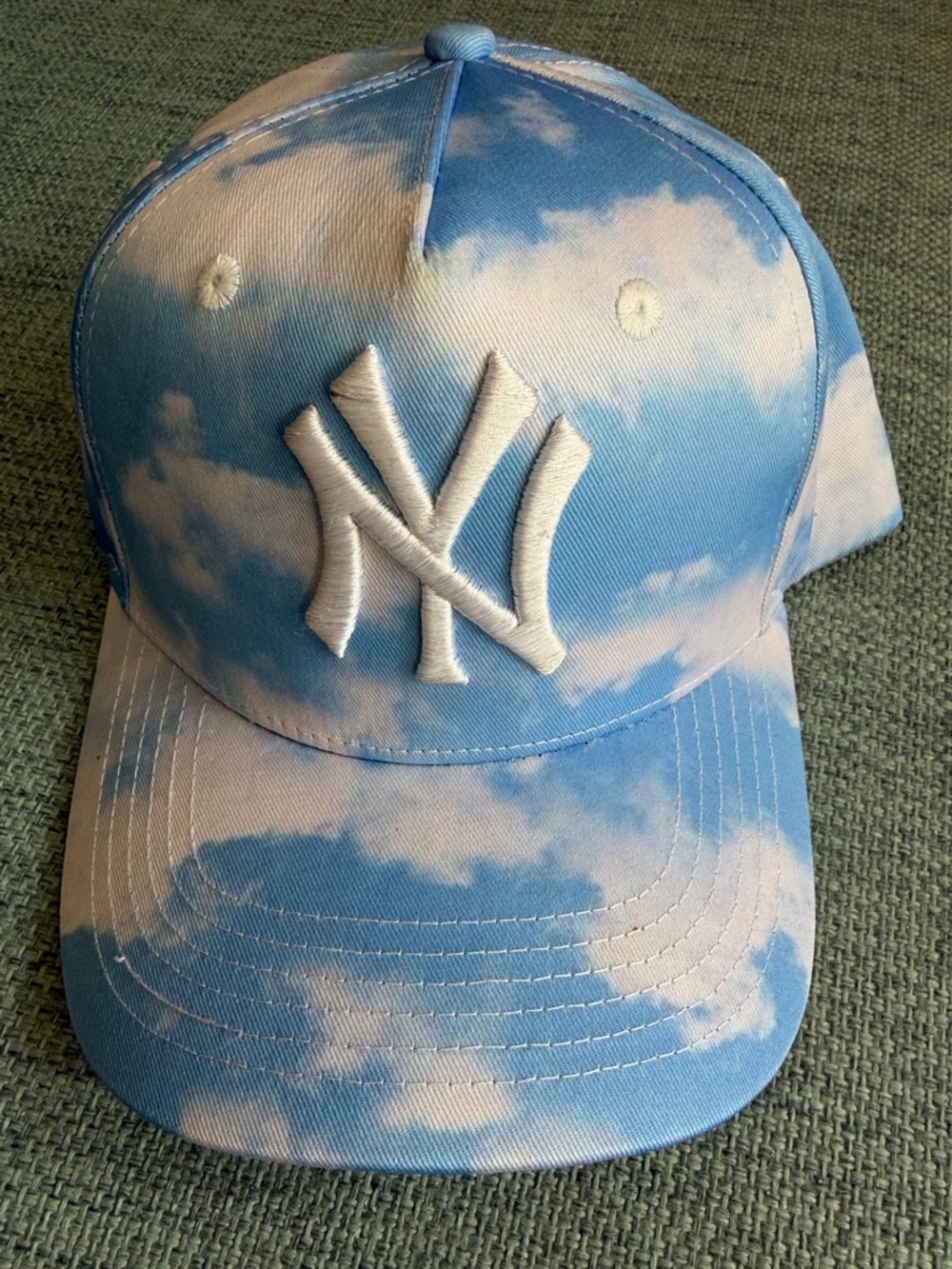 NY Logo Kids Baseball Cap - Sky Blue Cloud Print